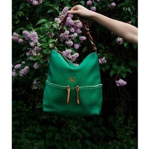 Dooney & Bourke Dillen Medium Pocket Sac